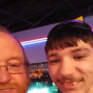 Meet your Posher, Phillip